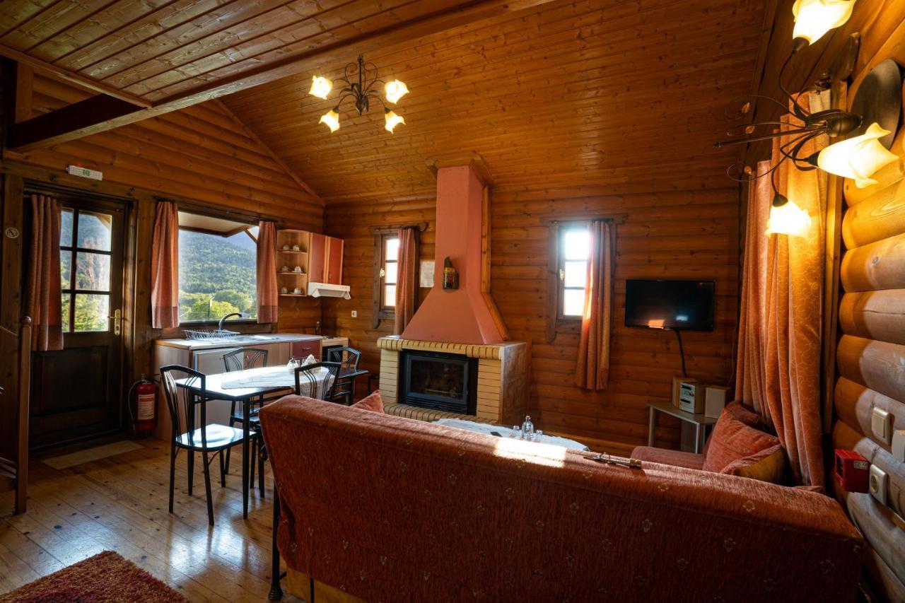קרפניסיון Chalet Likouresi Village מראה חיצוני תמונה