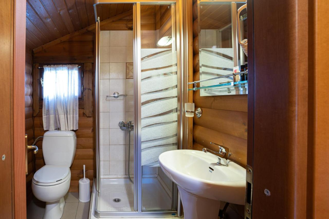 קרפניסיון Chalet Likouresi Village מראה חיצוני תמונה
